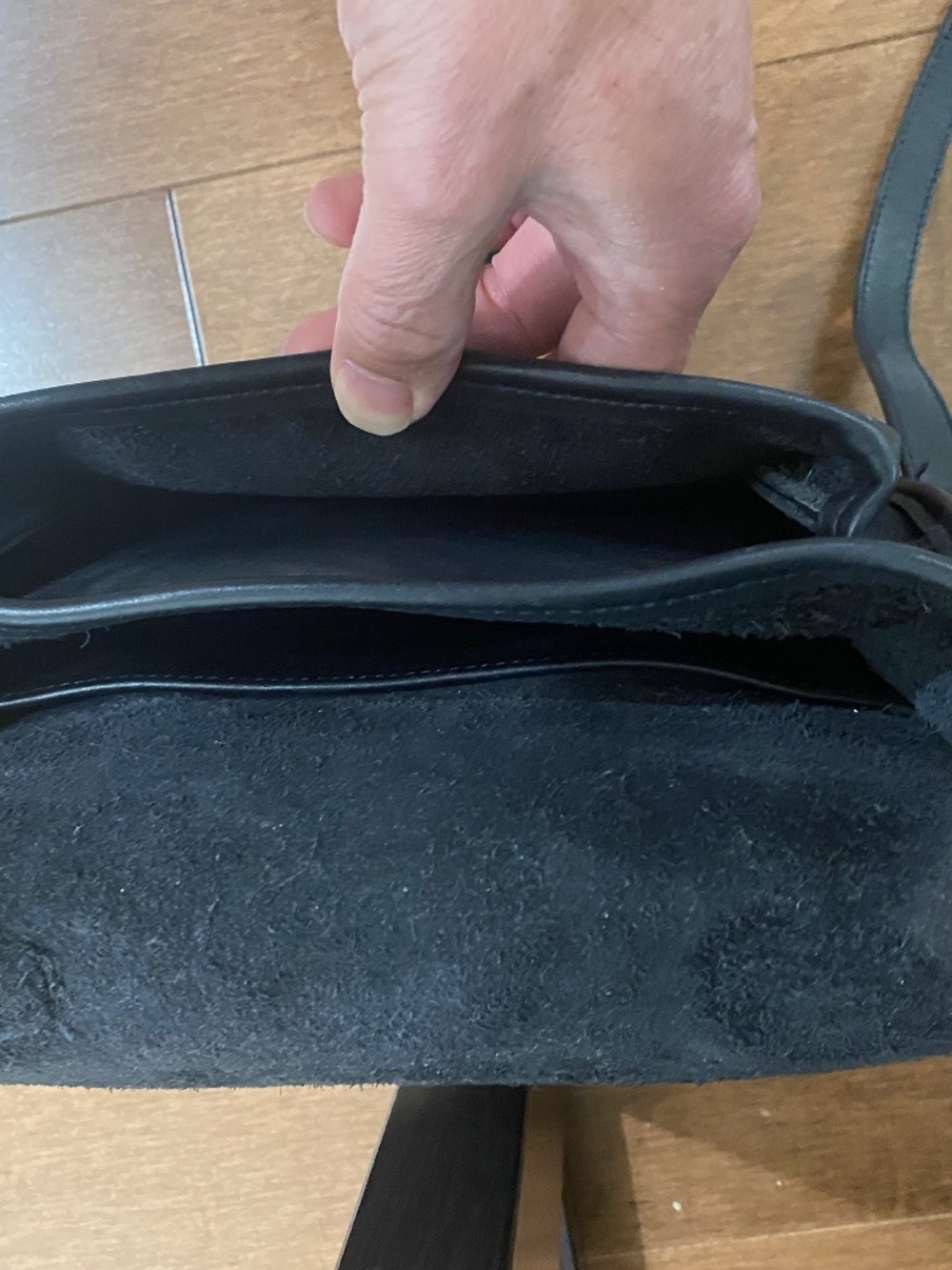 Coach leather station bag - Picture 4 of 5